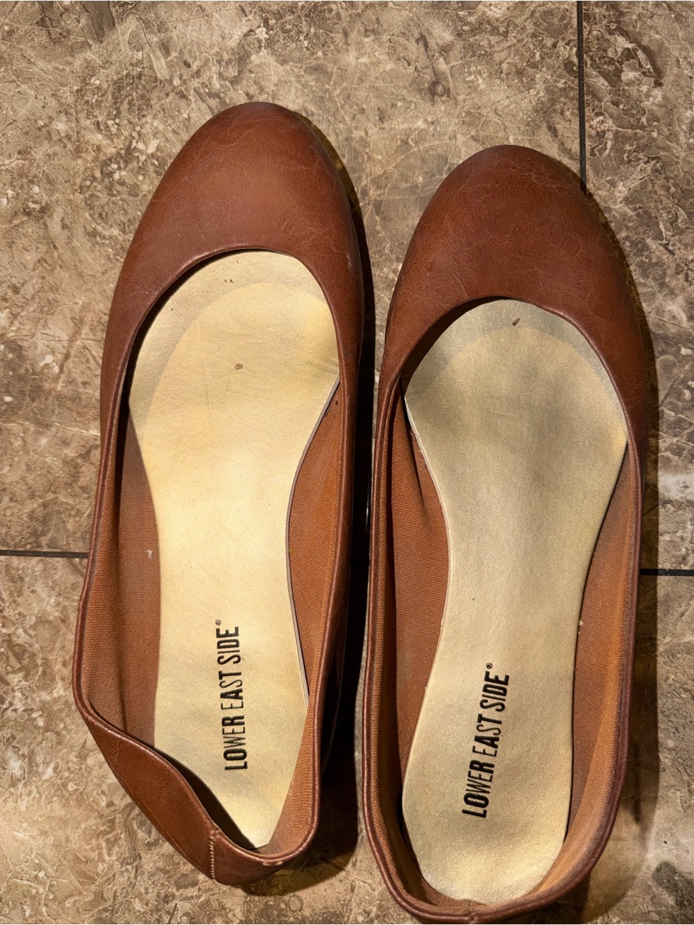 LOWER EAST SIDE Brown Leather Slip-On Ballet Flats